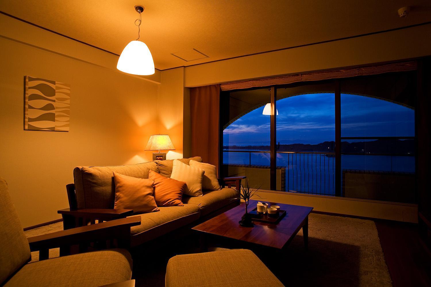 Plaza Awajishima Hotel Minamiawaji Стая снимка