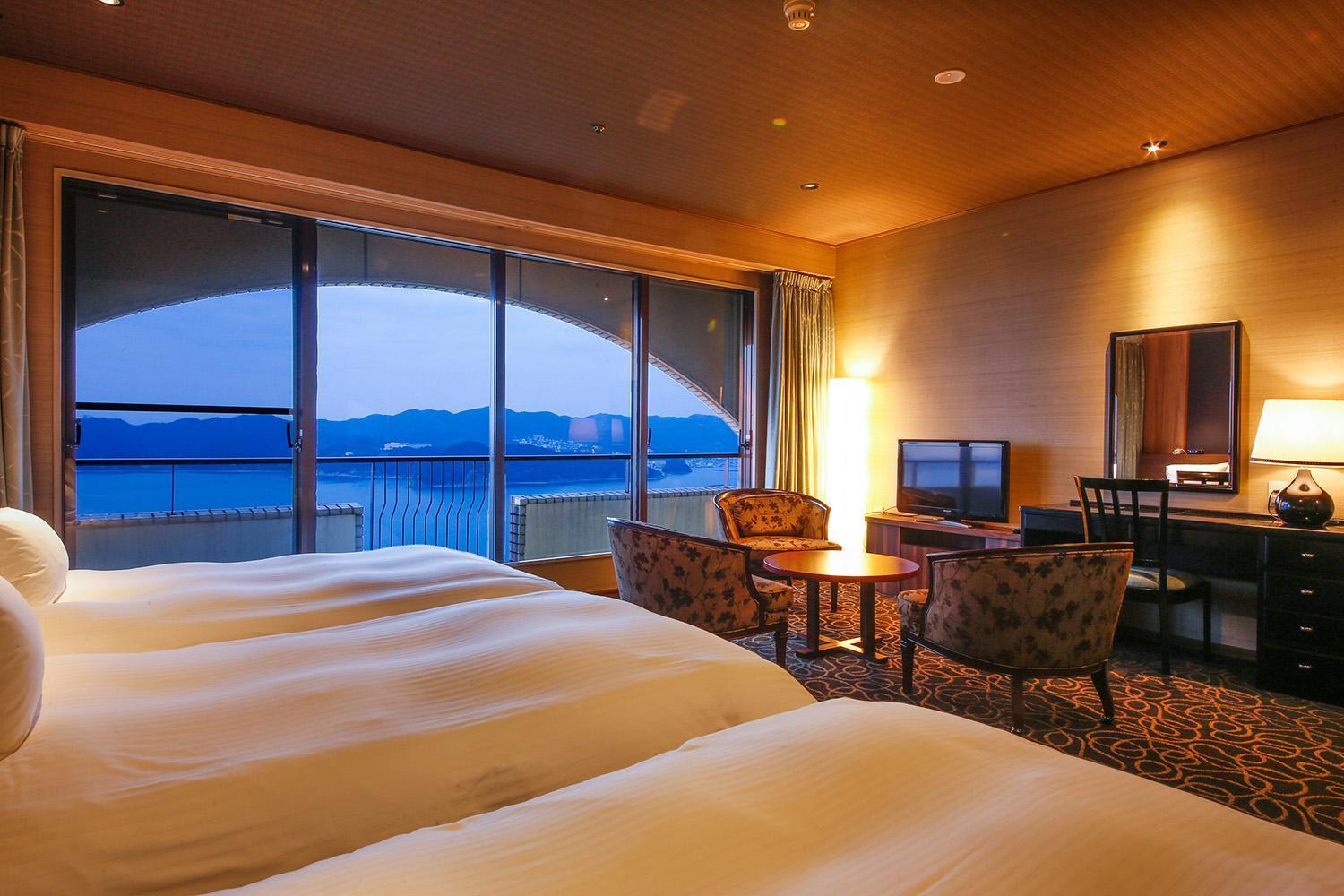 Plaza Awajishima Hotel Minamiawaji Стая снимка