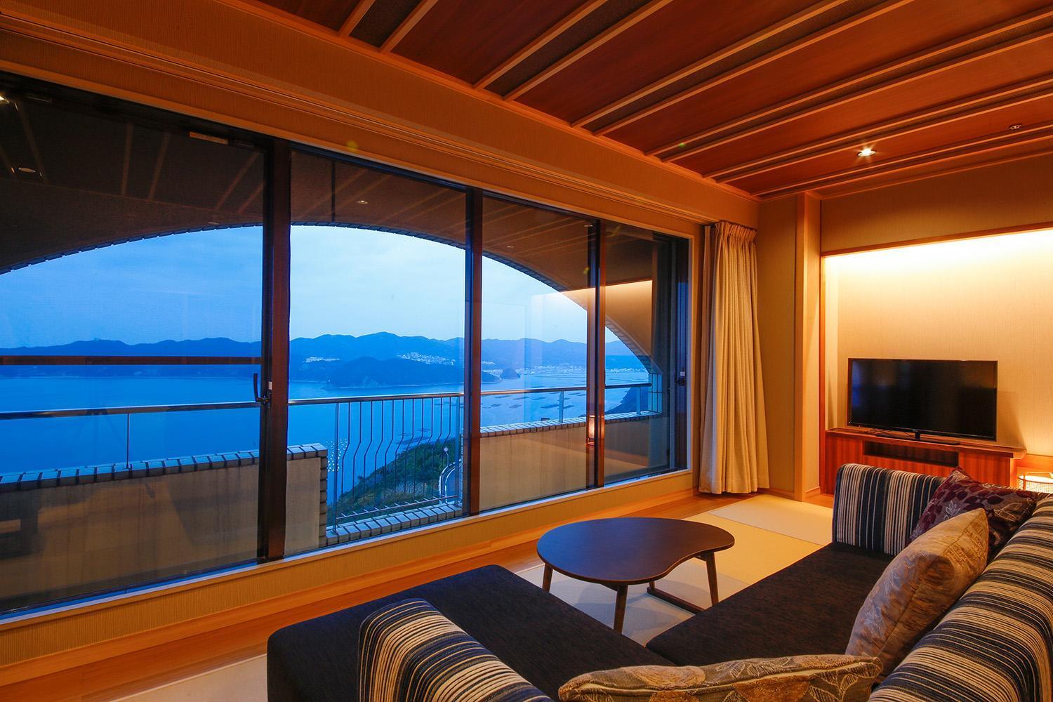 Plaza Awajishima Hotel Minamiawaji Стая снимка