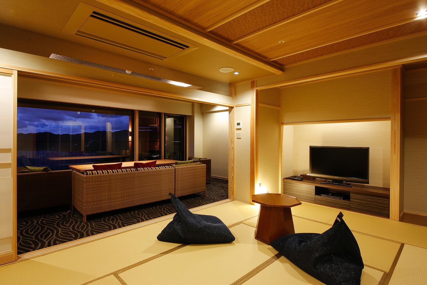 Plaza Awajishima Hotel Minamiawaji Стая снимка