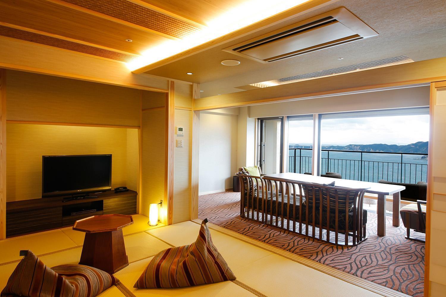 Plaza Awajishima Hotel Minamiawaji Стая снимка